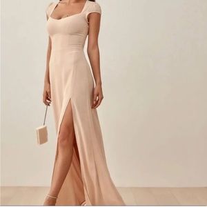 Reformation amaryllis dress in champagne size 4